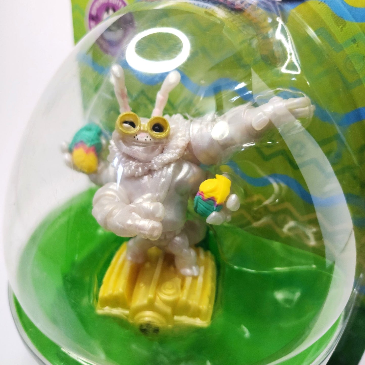 Skylanders SuperChargers Eggcited Thrillipede Collectible